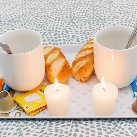 Résidence Piscine Vue Parking 4 Personnes Apartamento *