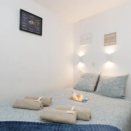 Résidence Piscine Vue Parking 4 Personnes Apartamento