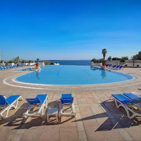 Résidence Piscine Vue Parking 4 Personnes Cannes