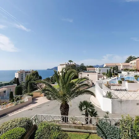 Apartamento Résidence Piscine Vue Parking 4 Personnes *